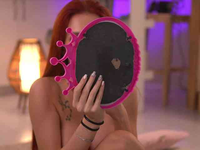 LeyaMeyers LeyaMeyers