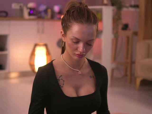 LeyaMeyers LeyaMeyers