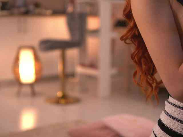 LeyaMeyers Live Webcam on {site_name}