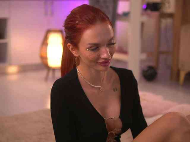 LeyaMeyers LeyaMeyers