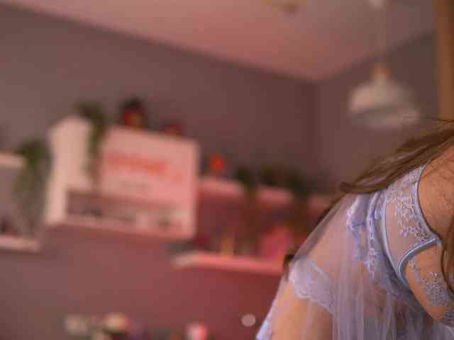 LeyaMeyers LeyaMeyers