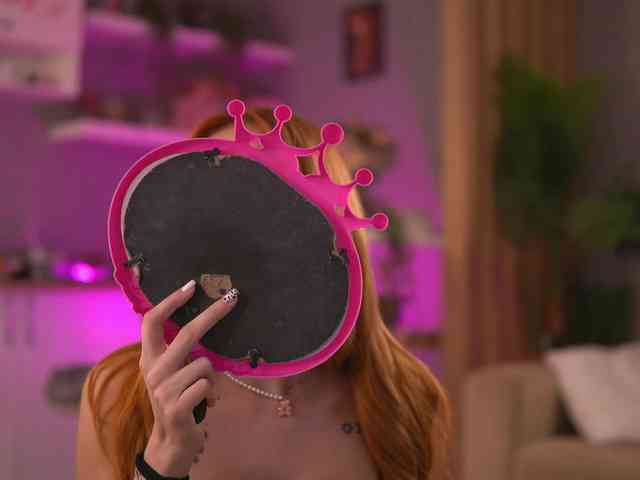 LeyaMeyers LeyaMeyers