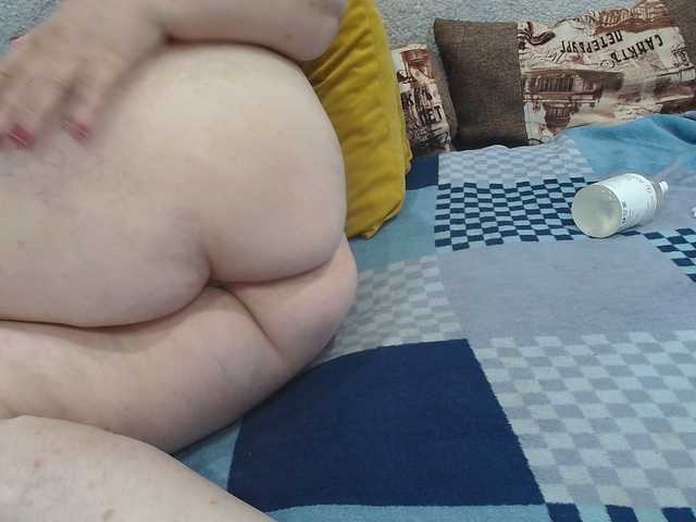  MILAax chat room