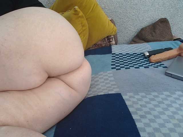  MILAax chat room