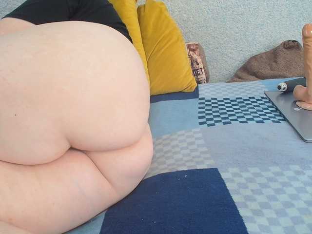  MILAax chat room