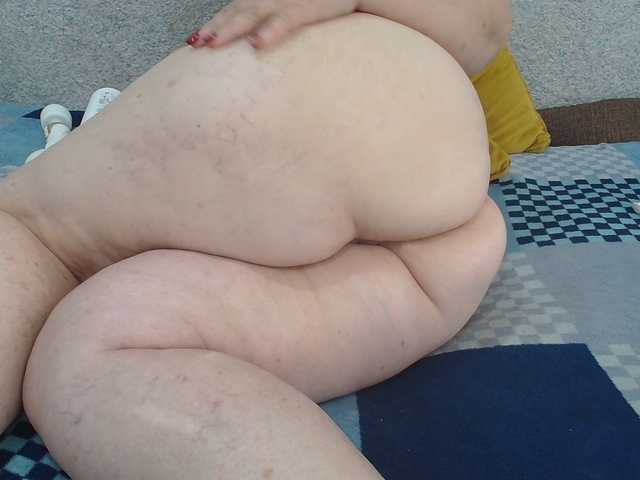  MILAax chat room