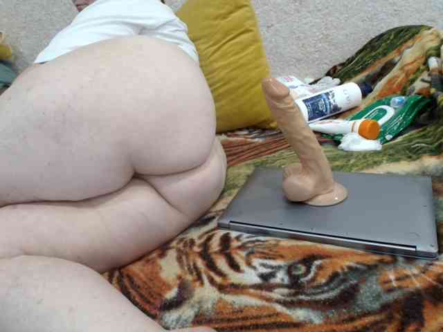 MILAax webcam