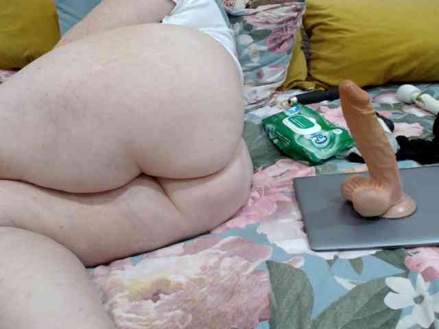 MILAax webcam