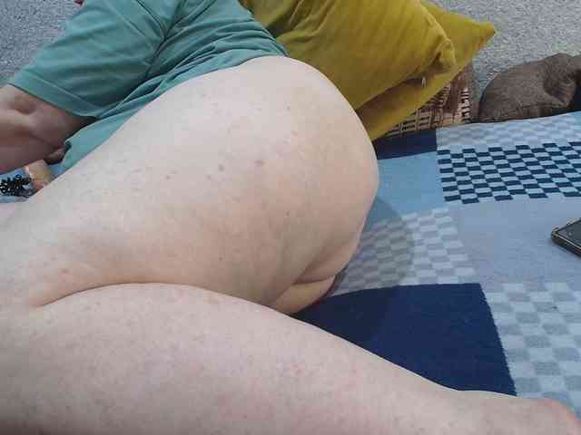 voyeur house MILAax