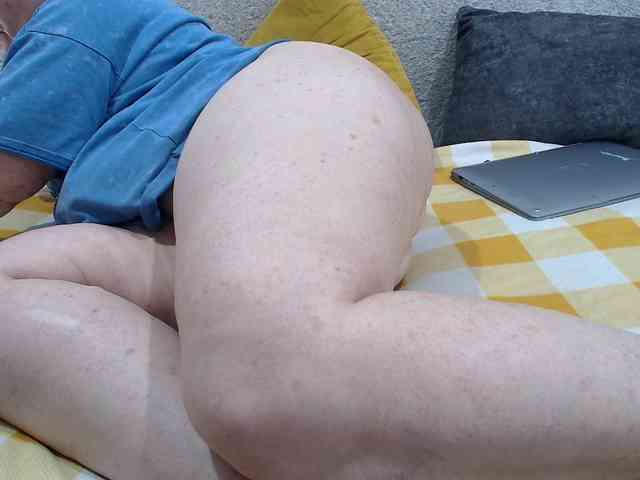 MILAax webcam