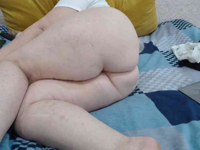 striptease show MILAax