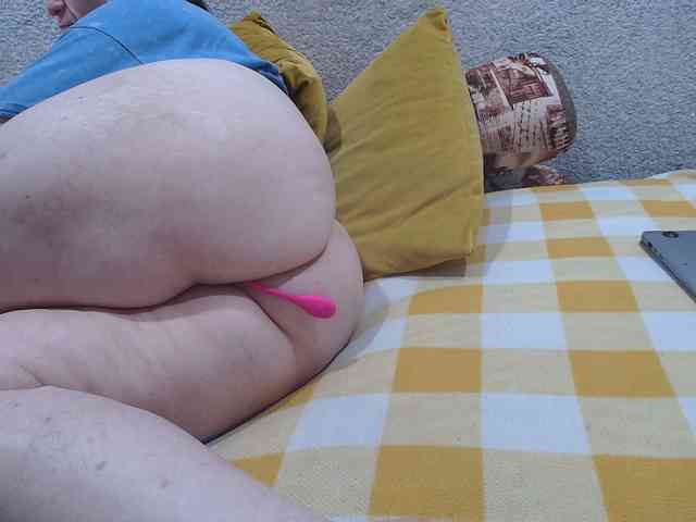 MILAax webcam