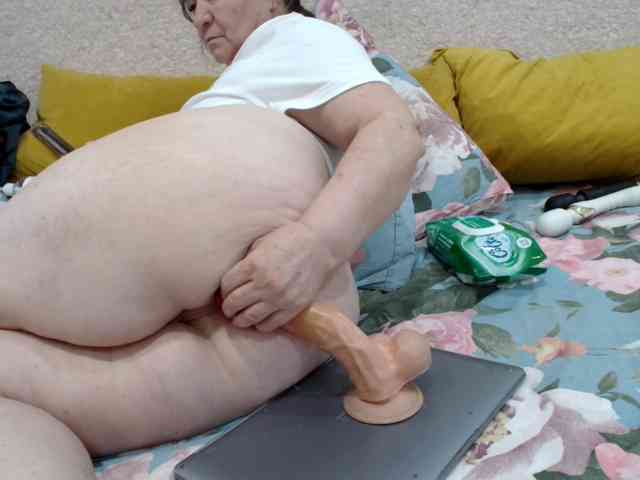 MILAax webcam