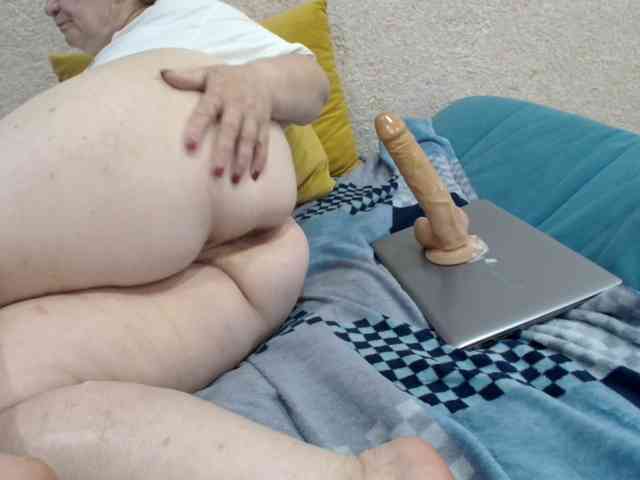 MILAax webcam