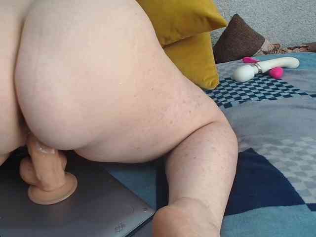MILAax webcam