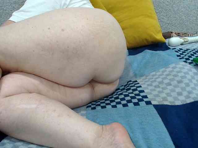 MILAax webcam