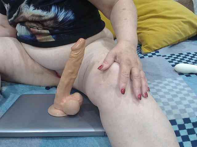 MILAax webcam