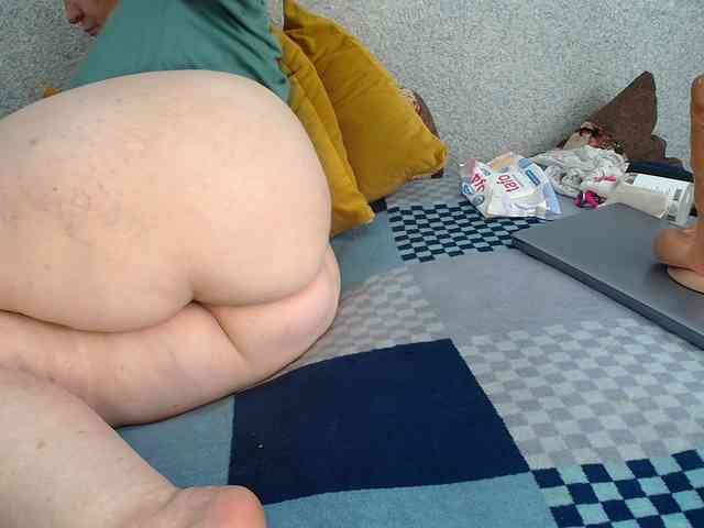 MILAax webcam