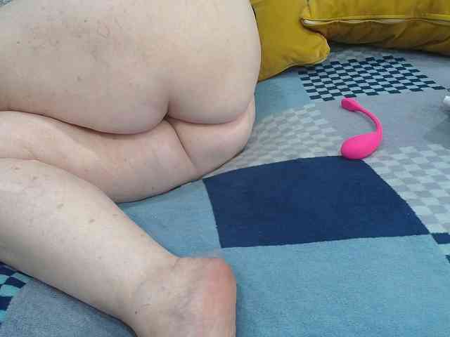 MILAax webcam