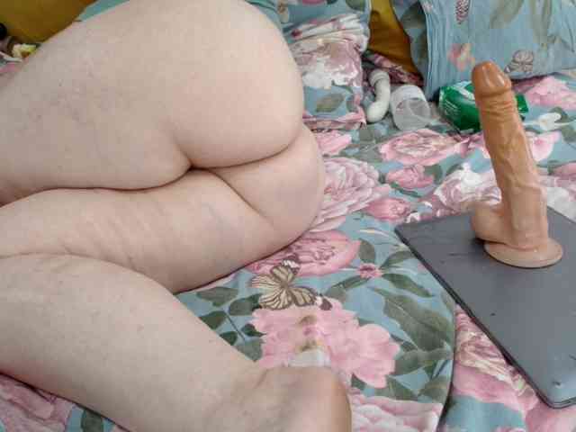 MILAax webcam