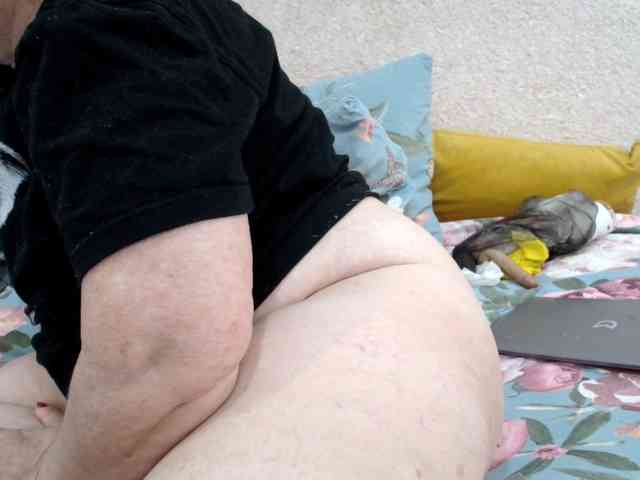 MILAax webcam