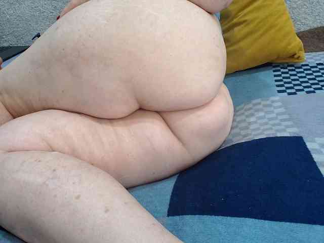 MILAax webcam