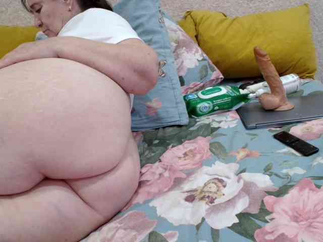 MILAax webcam