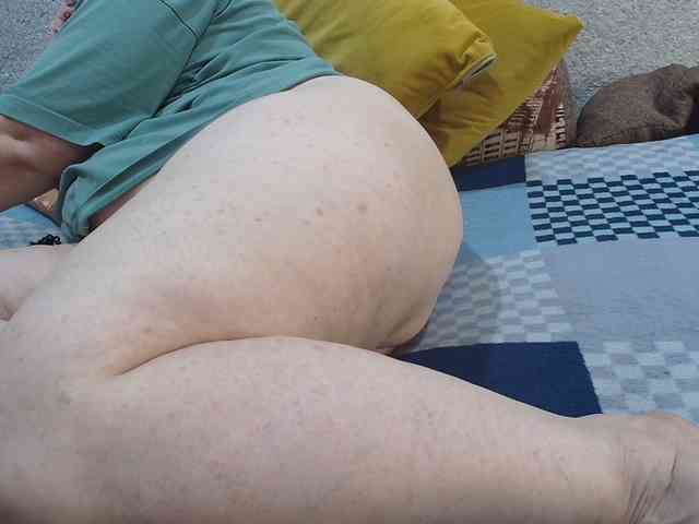 MILAax webcam