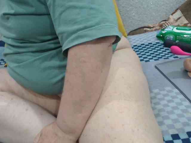 MILAax webcam