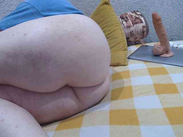 MILAax webcam