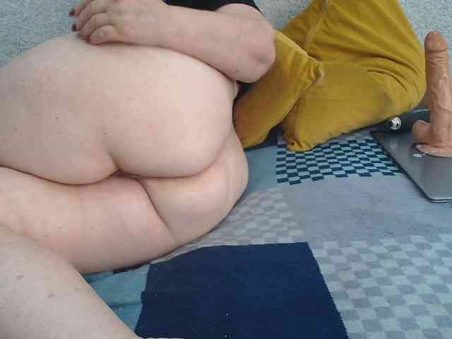 MILAax webcam