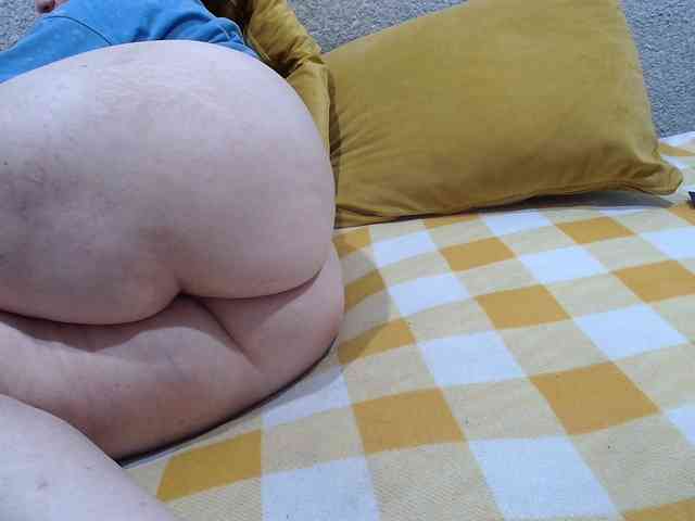 MILAax webcam