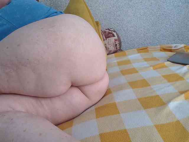 MILAax webcam