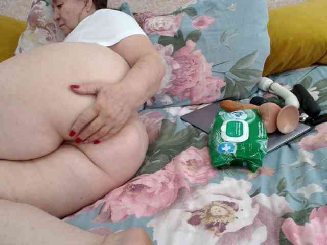 MILAax webcam
