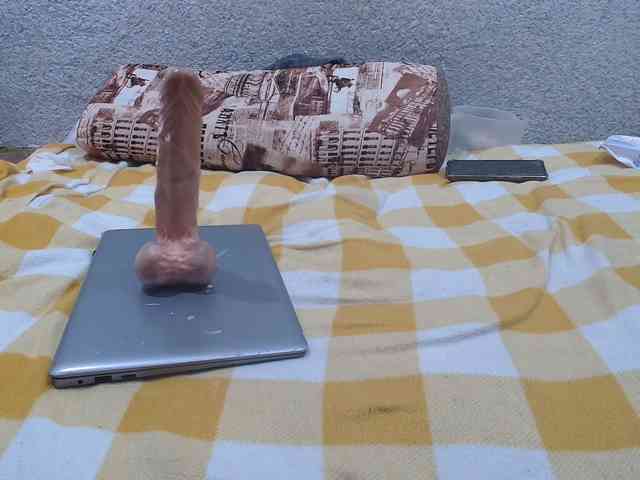 MILAax