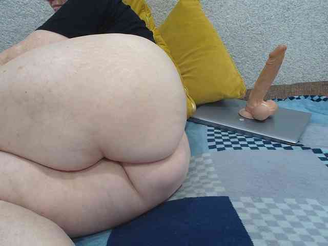 MILAax webcam