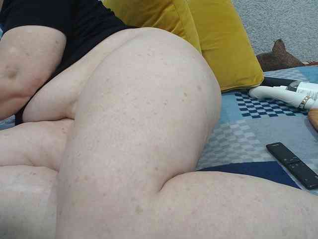 MILAax webcam