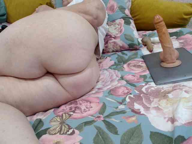 MILAax webcam