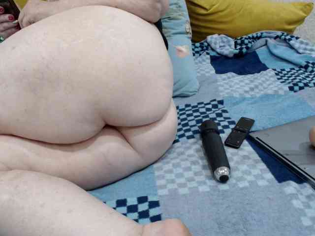 MILAax webcam