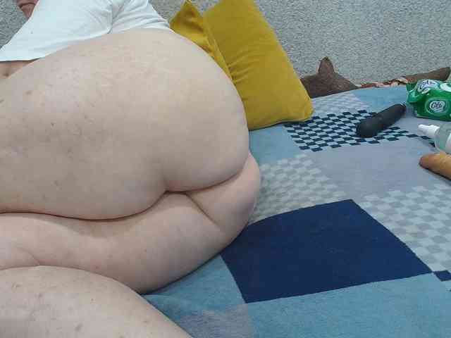 MILAax webcam