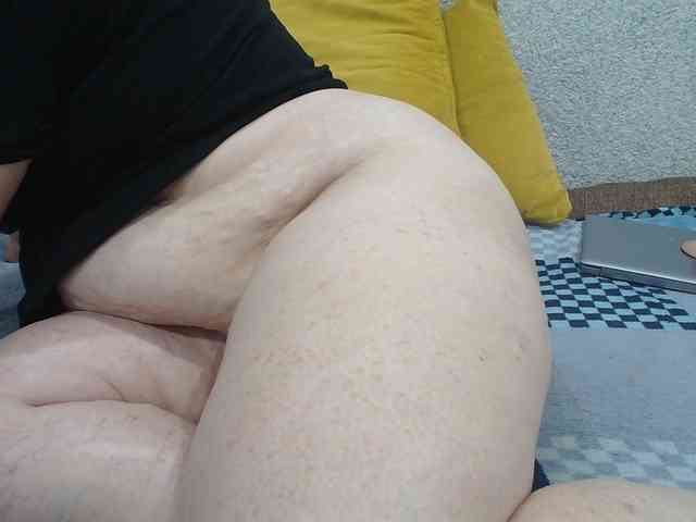 MILAax webcam