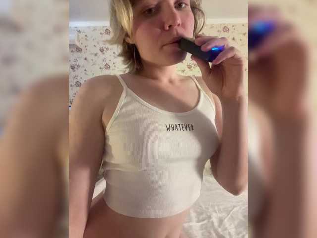 A-Huli's BongaCams show and profile