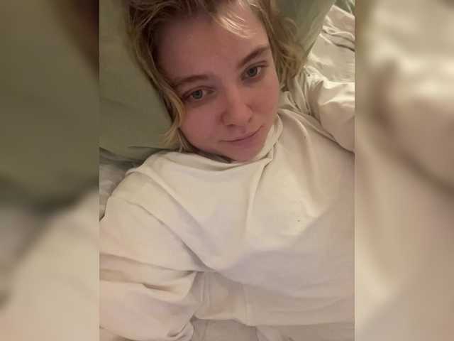 A-Huli's BongaCams show and profile