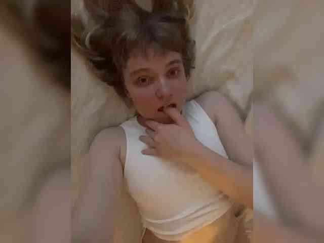 A-Huli Live Webcam on BongaCams