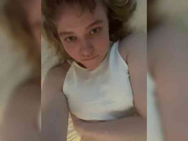 A-Huli Live Webcam on BongaCams