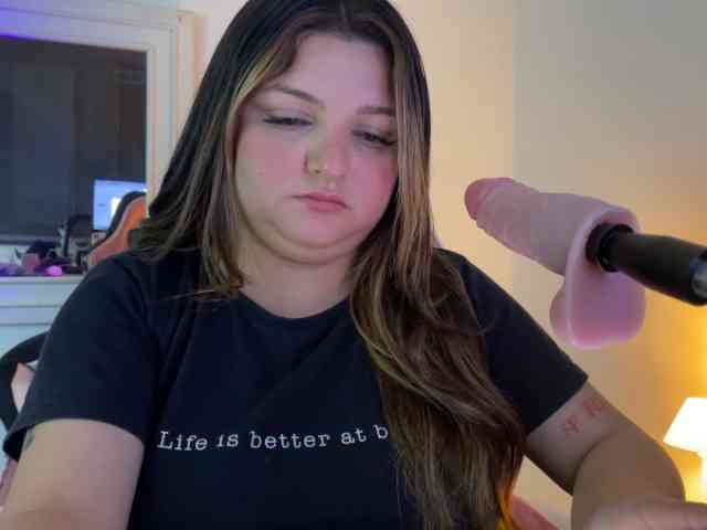 amandhaa amandhaa