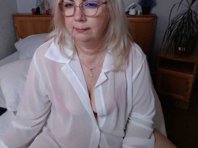 BozhenaNude's BongaCams show and profile