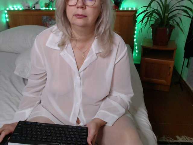 BozhenaNude's BongaCams show and profile