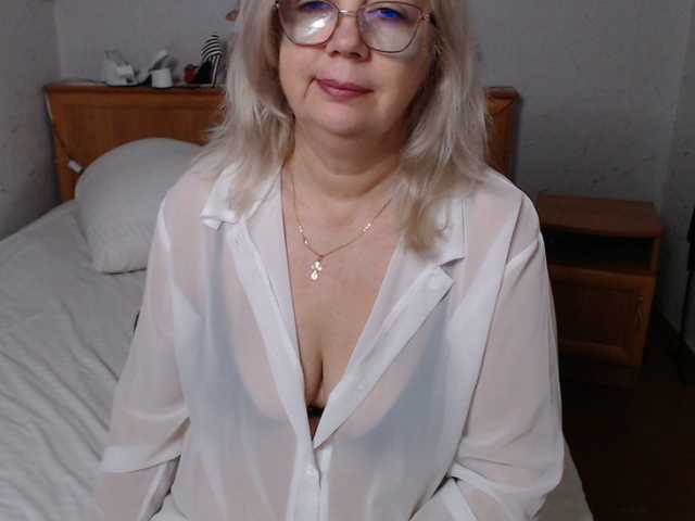 BozhenaNude's BongaCams show and profile