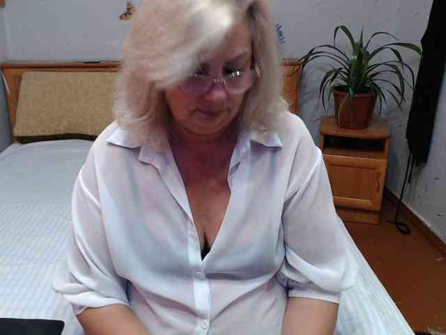 BozhenaNude webcam